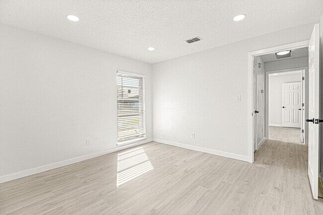 Foto del edificio - 5395 SE 30th Pl