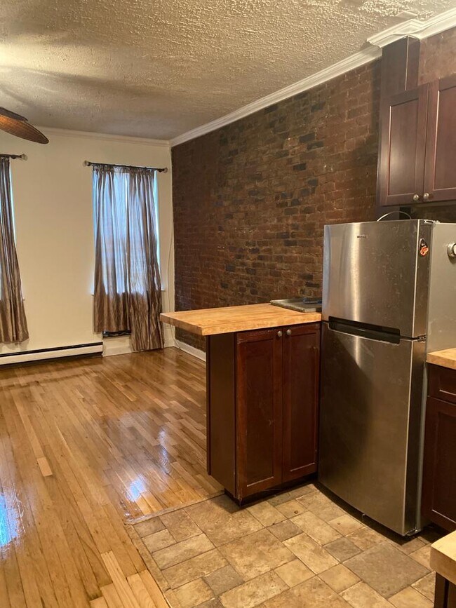 Building Photo - 15 1st Ave