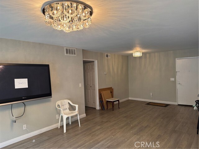 Foto del edificio - 4239 Vía Arbolada