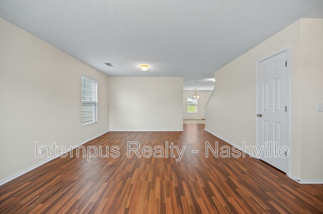 Building Photo - 3236 Woodpoint Dr