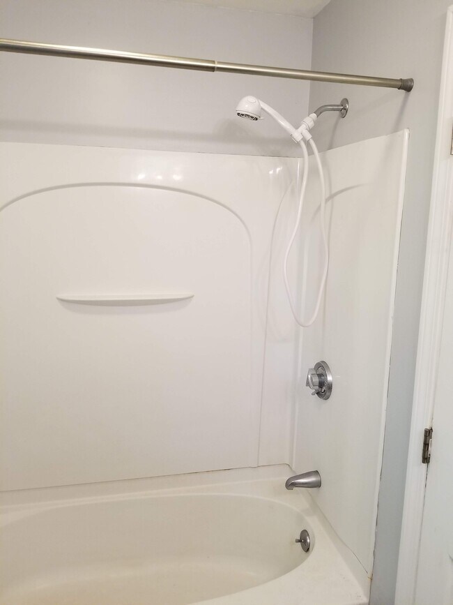 Foto del edificio - 11 Farmgate Rd