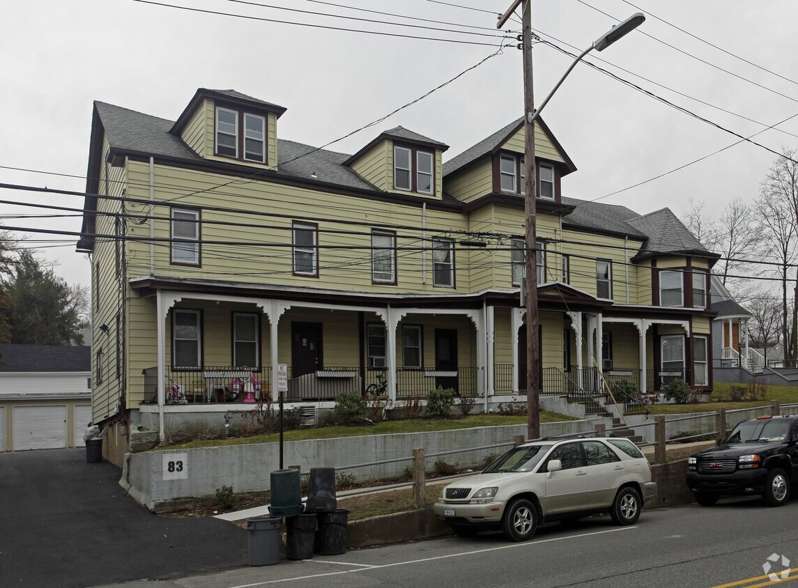 Primary Photo - 83 W Main St