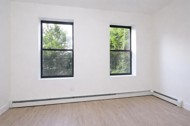 Foto del edificio - 193 Jefferson Ave