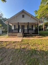 Building Photo - 2015 E 81 St