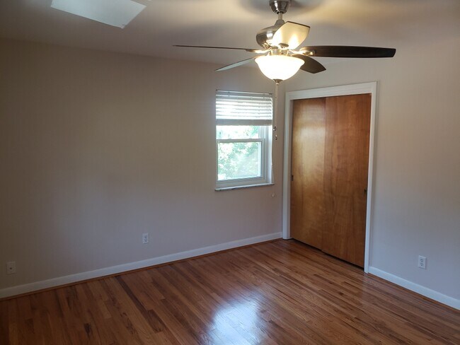 Foto del edificio - 4929 Kelsch Ln