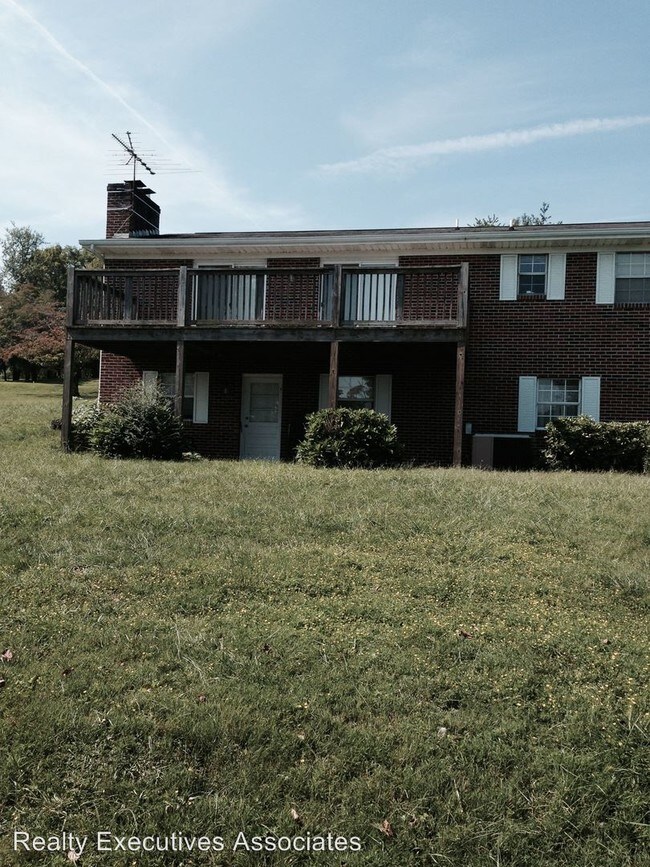 Building Photo - 3 br, 3 bath House - 4080 Brooksview Road