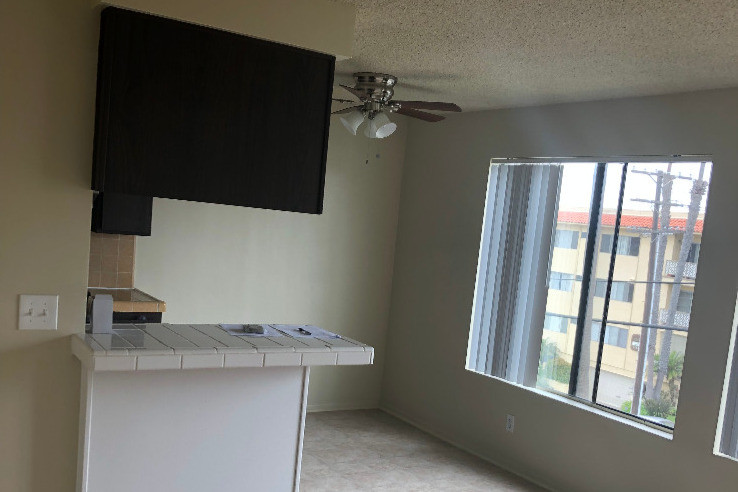 Foto principal - 508 W 37th St