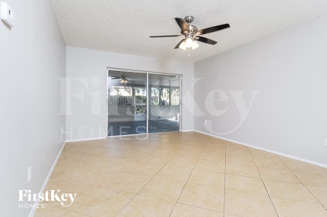 Building Photo - 1623 Dogwood Ln