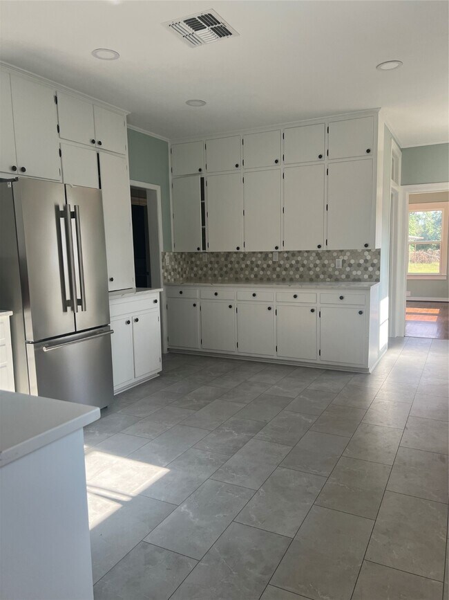 Foto del edificio - 803 Austin St