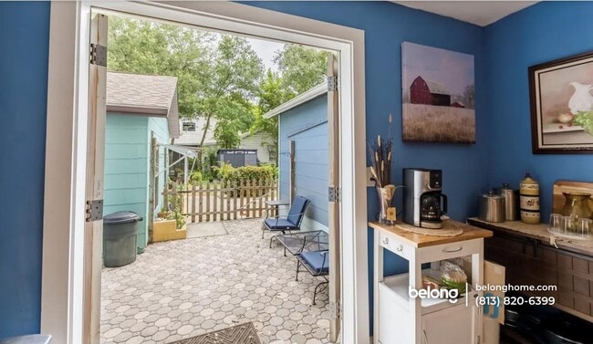 Building Photo - 4111 Haines Rd N