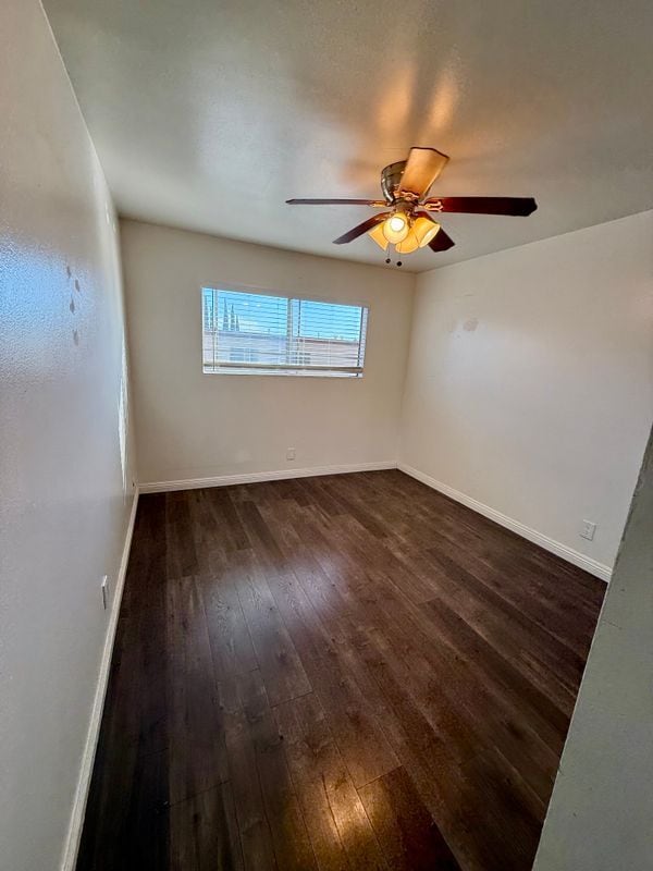 Building Photo - 1305 Garfield Ave