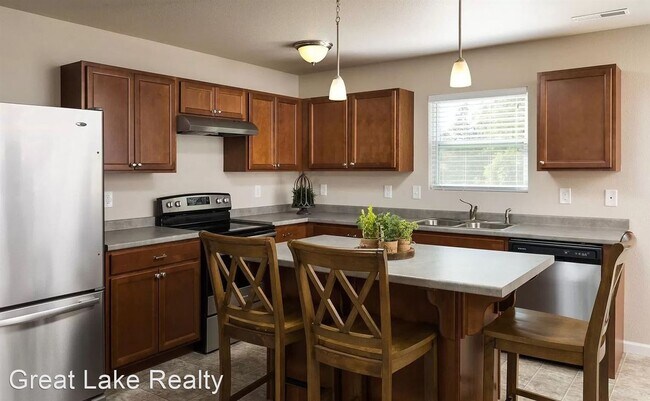 Building Photo - 3 br, 2.5 bath House - 3528 Fernwood Lane