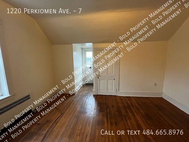 Foto del edificio - 1220 Perkiomen Ave