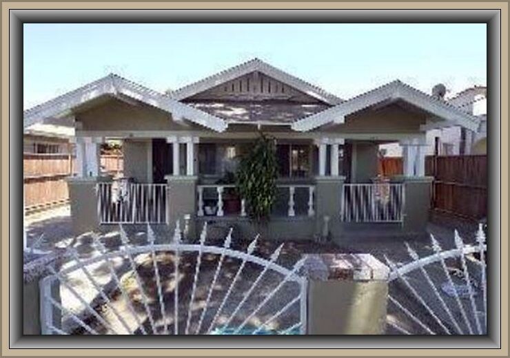 Primary Photo - 3906 Denker Ave