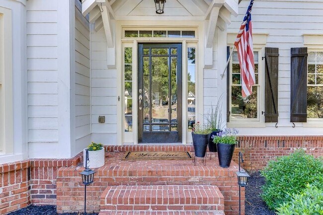 Foto del edificio - 5979 Grand Loop Rd