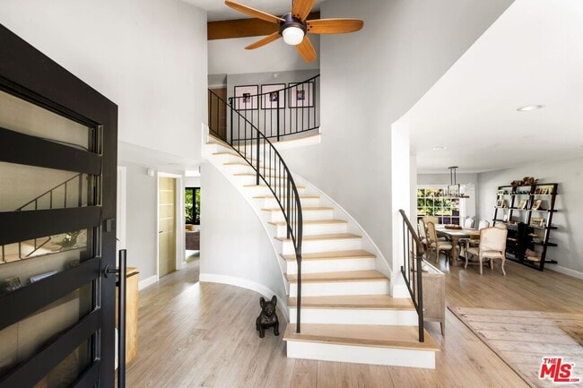 Foto del edificio - 28667 Acacia Glen St