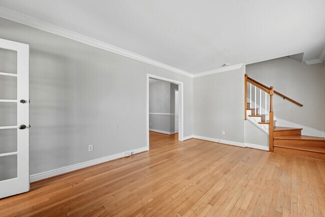 Foto del edificio - 3801 Hanover Ave