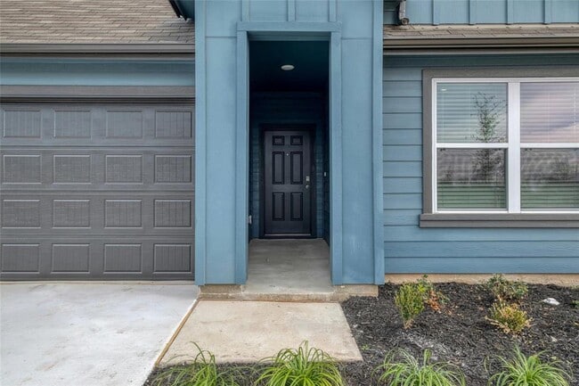 Building Photo - 314 N Richland Dr