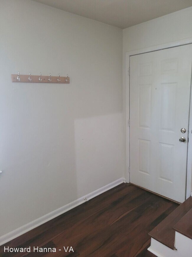 Building Photo - 2 br, 1.5 bath House - 739 Baldwin Avenue, #A