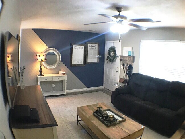 Foto del edificio - 4-Bedroom Retreat in Saint George – Cozy a...