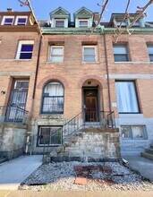 Building Photo - 1611 St Paul St