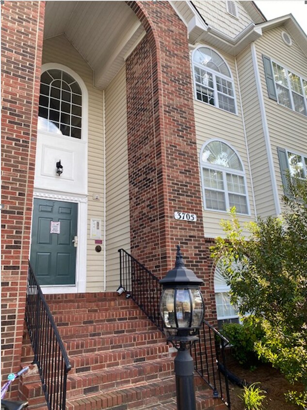 3705 Morris Farm Dr Unit Morris Farm Apartment 3A, Greensboro, NC 27409
