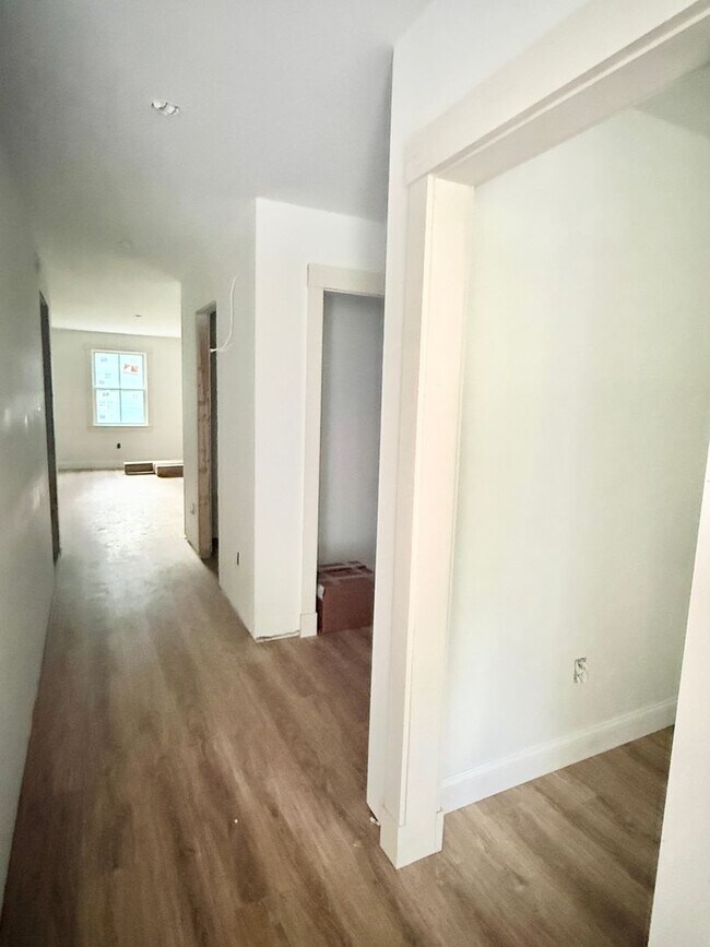 Foto del edificio - Brand New 3 Bedroom Townhouse for Rent