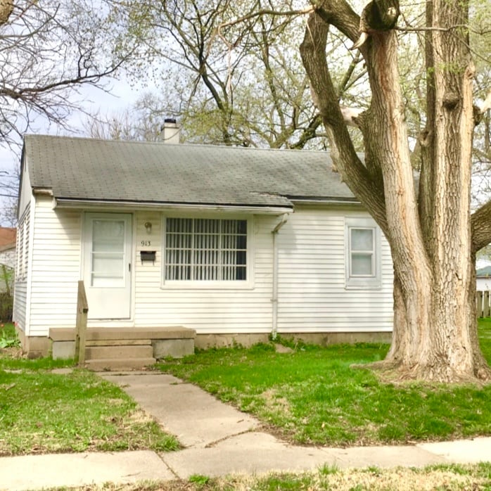 Primary Photo - 913 N Gregory St