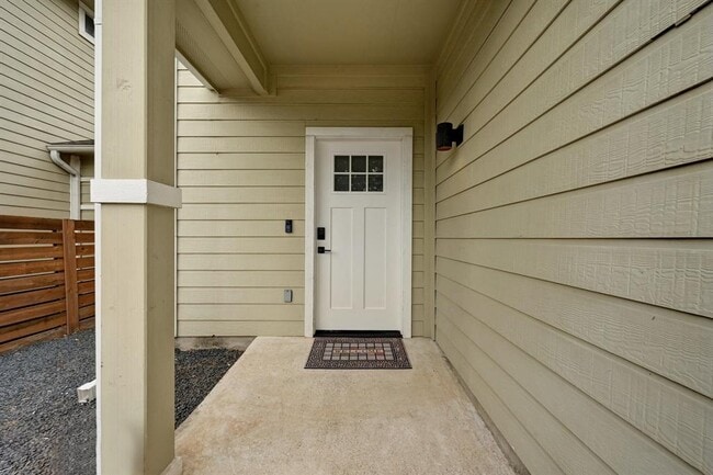Building Photo - 3203 Carol Ann Dr