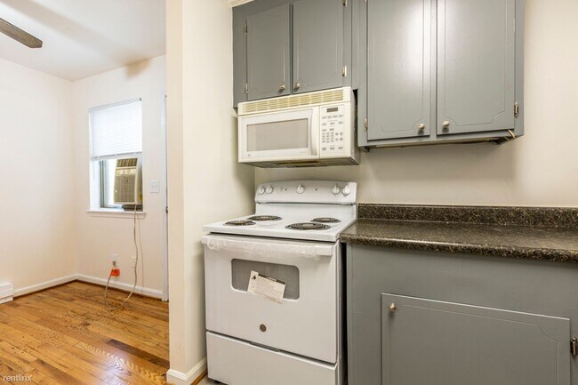 Foto del edificio - 2 br, 1.5 bath House - 223 Stribling Avenu...