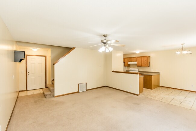 Foto del edificio - 2526 Deerfield Blvd