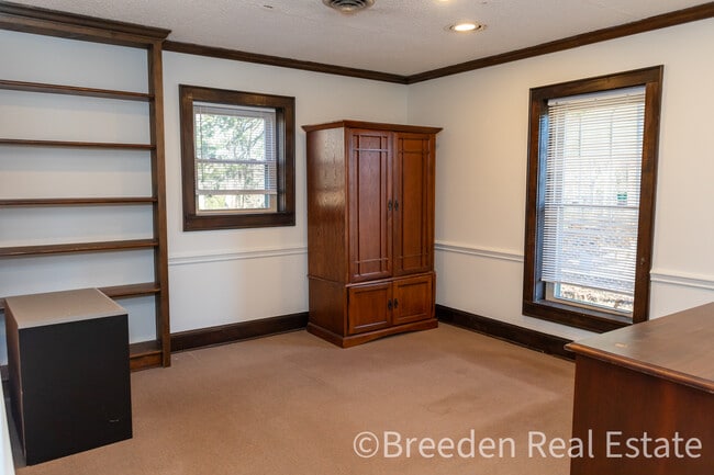 Foto del edificio - 204 E McDowell St