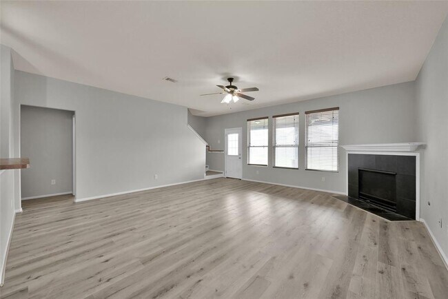Building Photo - 29343 Alba Rose Dr
