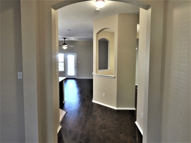 Foto del edificio - 406 Fireberry Dr
