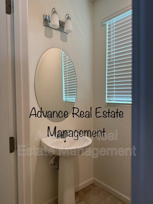 Foto del edificio - 8862 Sheldon Terrace Ln