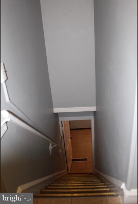 Primary Photo - 115-117 W Jersey Ave