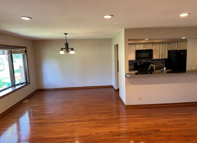 Foto del edificio - 9402 Lindsay St