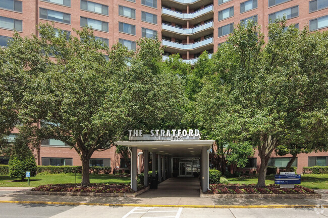 Entrada principal - Stratford at Southern Towers