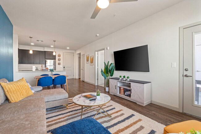 Foto del edificio - 711 W Broadway Rd