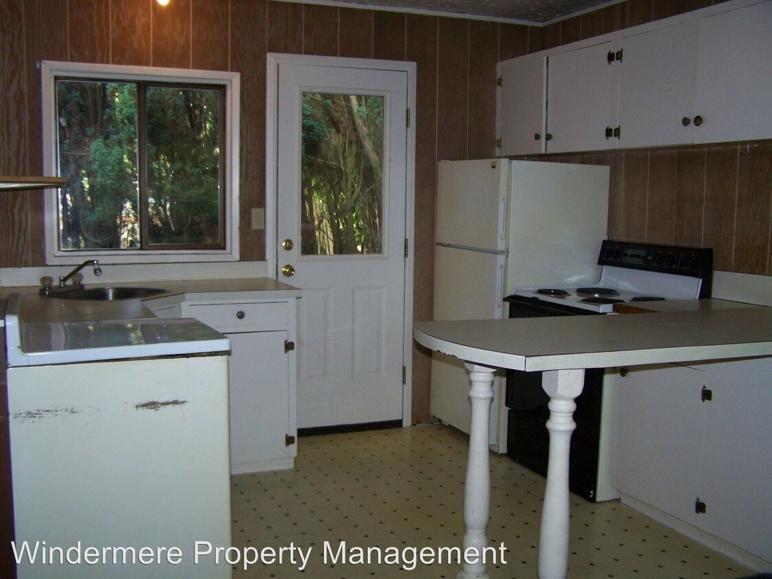 Building Photo - 2 br, 1 bath House - 5041 Alder St