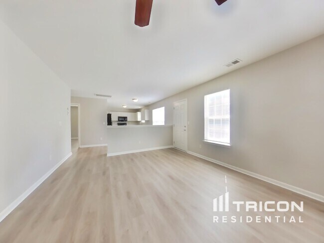 Building Photo - 4335 Springhaven Dr