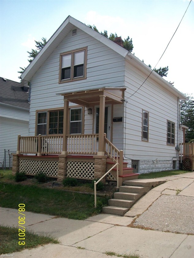 Foto principal - 2457 S Superior St