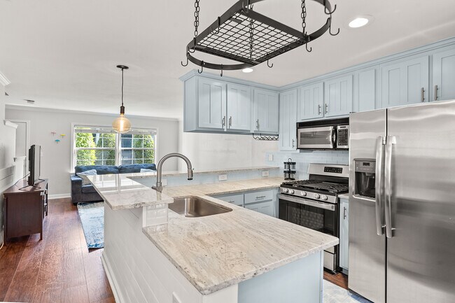 Building Photo - 2232 Dunseath Ave NW