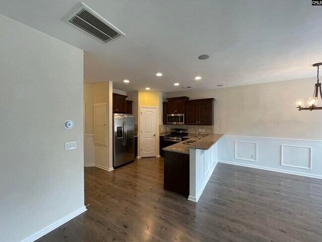 Building Photo - 750 Helmsman Ln