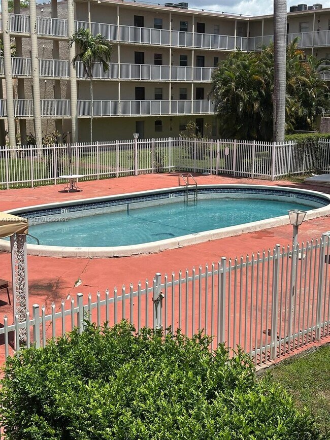 Building Photo - 2800 NW 56th Ave
