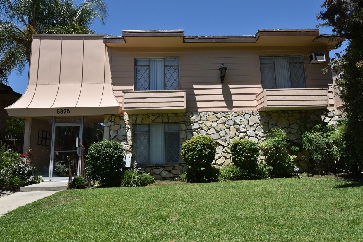 Primary Photo - 5321 Agnes Ave