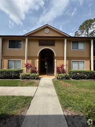 Building Photo - 6019 Scotchwood Glen