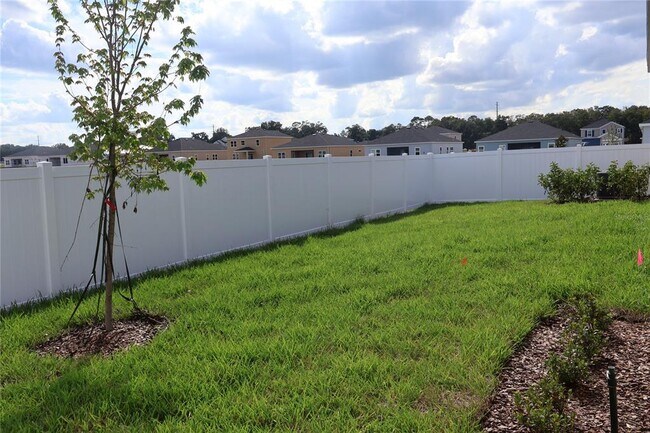 Foto del edificio - 3260 NE 40th Ln