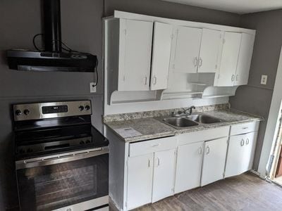 Photo - 2812 Rosen Ave Apartment