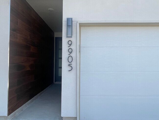 Foto del edificio - 9905 Kaspar Dr